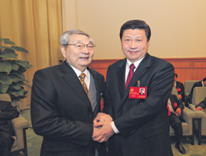 Xi Jinping and former Premier Zhu Rongji ahead of the closing of the CCP's 18th National Congress, Beijing, Nov. 14, 2012. (Xinhua)